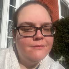 What are some easy dinner ideas for 20 people using chicken or pork?