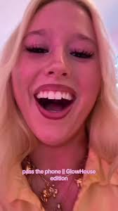 Samara and Zuza Pass The Phone Og