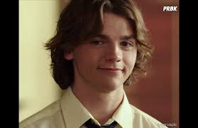 Maybe you would like to learn more about one of these? Lee Flynn Joel Courtney E Melhor Amigo Da Mocinha De A Barraca Do Beijo Purebreak