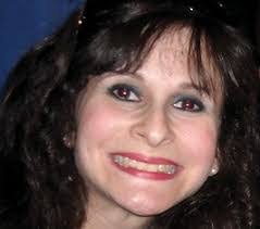 Anita Battaglia's Instagram, Twitter & Facebook