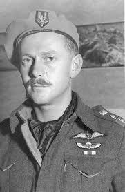 Maybe you would like to learn more about one of these? Sas Sa Sbs Pilot Great Britain Militaria Badges Uniforms Equipment Gentleman S Military Interest Club
