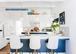 Like everyone else is saying, it's just not practical to store items you use above your cabinets because of the grease and dust collection. G33r828rulhwhm