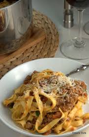 Jamie Oliver S Bolognese Ragu With Tagliatelle Jamie Oliver Recipes Ragu Recipe Jamie Oliver Ragu
