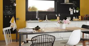 Hotte De Cuisine Conseils Avant D Acheter Cuisine Jaune Cuisine Blanche Cuisine Blanche Et Bois