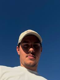 Photo by Cesar Alex Flores (@cesar_alex_flores) · December 30, 2025