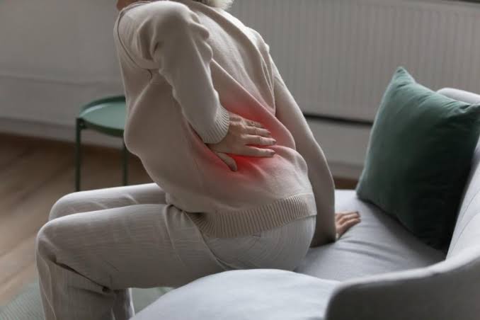 Hội chứng người cứng là gì, cách chẩn đoán và điều trị