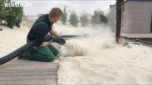 Kiel liegt 22 km von der unterkunft entfernt und. Arktis Beach Der Eigene Strand Mit Pool Im Garten So Geht S Mit Garten Brauers Youtube