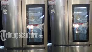 Karena dengan beberapa kulkas bahan makanan ataupun minuman yang dapat terjaga keawetannya dalam waktu yang lama. Harga Kulkas Yang Bisa Lihat Bahan Melalui Pintu Kaca Tanpa Harus Buka Tribun Pekanbaru