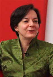 Julia Broussard简历_联合国妇女署中国区项目经理Julia Broussard受邀参会演讲_活动家