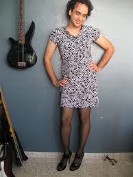 Musicians Know How To Dress Gender Fluid Fashion Men Wearing Dresses Men Dress Up