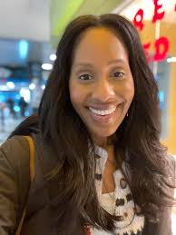 Happy New Year, Facebook Fam! Here's to 2025! 🎉 🎊 🥳