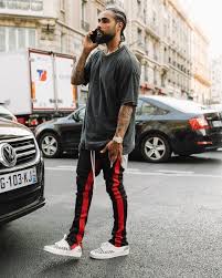 Check out my hoodie and sweatpants review here: 22 Fear Of God Essentials Ideas In 2021 Street Wear Mens Fashion Mens Outfits