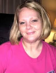 Angela Gump's Instagram, Twitter & Facebook