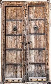 Old wooden door Stock Photos, Royalty Free Old wooden door Images | Depositphotos