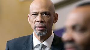 NBA Legend Kareem Abdul-Jabbar Calls Kaepernick's Anthem Protest 'Highly  Patriotic' in Op-Ed