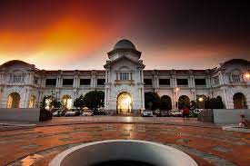 The hotel is not too far from the city center: Ipoh Railway Station Tourism Perak