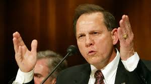 Palin backs Roy Moore in Alabama Senate race