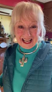 Theresa Whitehouse's Instagram, Twitter & Facebook