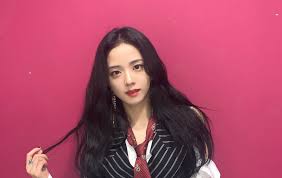 Blackpink facts and ideal types blackpink (블랙핑크) consists of 4 members: Blackpink Jisoo Receives Surprises From Jennie Lisa Rose Proves She S More Than Just A Pretty Face Kpopstarz