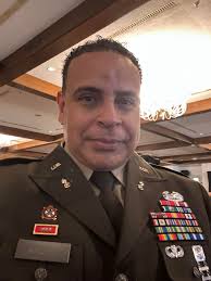 Elvin E. Matos Pérez Hoy Celebramos tu Vida Bendiciones en tu día y que  esta nueva etapa de tu vida venga colmada de amor, alegrías y bienestar.  ¡Muchas felicidades! Saludos y