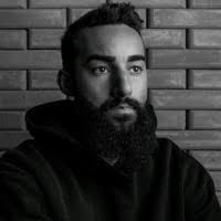 Daniel Hilgenberg's Instagram, Twitter & Facebook