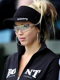 Bec Hewitt started Gen Z fashion trends