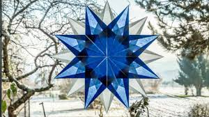 Weihnachtsstern Aus Transparentpapier Basteln Blau