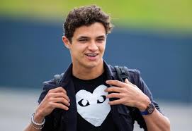 The mclaren driver is preparing for sunday's british grand prix, which he hopes. Formel 1 Supertalent Lando Norris Nach Dem Rennen Hilft Er Den Mechanikern Sogar Aufzuraumen Der Bund