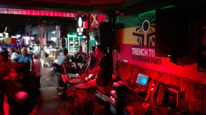 Trench Town Rasta Bar - Soi Buakhao (ACTUALIZADO 2026)- Qué DEBES saber  antes de ir (con Opiniones) - Tripadvisor