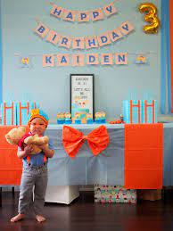 Pin By Mabelannsaa On Blippi Birthday Birthday Dinosaur Stuffed Animal Toys