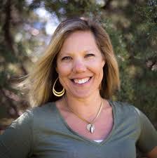 Megan Aslin's Instagram, Twitter & Facebook