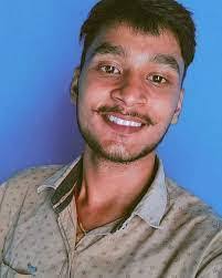 Tom Campeau's Instagram, Twitter & Facebook