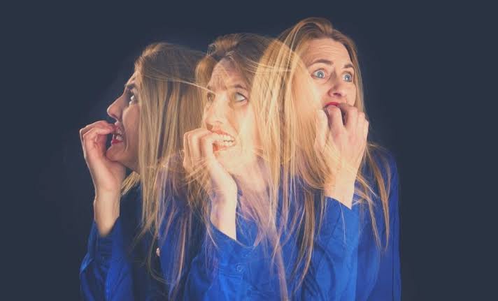 10 Warning Signs & Symptoms of a Nervous Breakdown
