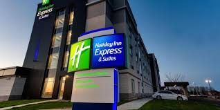Wifi and an evening social are free, and this resort also features 3 restaurants. Holiday Inn Express Suites Trois Rivieres Opens As Brands 100th Hotel In Canada