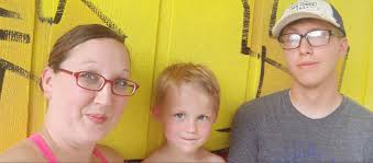 Today's playground 🤗🤗🤗 Happy Birthday Moimoi🥰 Thankyou again dai sheila  and raymond for choosing Dos&Tres Mobile Playground Hope your having a  wonderful time with us. Introducing the sprinkler the newest inflatables for