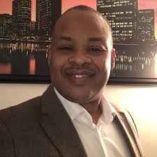 Derrick Holman's Instagram, Twitter & Facebook