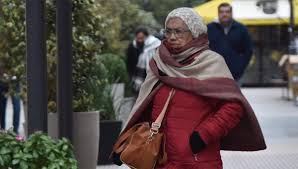 Frío polar en Tucumán: Temperaturas bajo cero y pronóstico extendido - Imagen principal del artículo