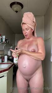 Watch online (Onlyfans) Holly Randall - Pregnant Maternity Shoot Prepare,  solo, pregnant on X-video