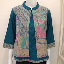 Hasil Gambar Untuk Blouse Wanita Kombinasi Batik 2018 Model Pakaian Kantor Pakaian Wanita Baju Atasan Wanita