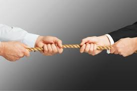 The deutsche bundesbank is the central bank of the federal republic of germany. Deutsche Bank Ackermann Und Co Lenken Im Bonus Streit Ein Unternehmen 27 07 2017 Fonds Professionell