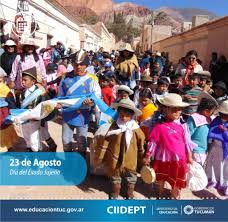 O commons possui uma categoria com imagens e outros ficheiros sobre 23 de agosto. Efemerides Ciidept 23 De Agosto Dia Del Exodo Jujeno Ciidept