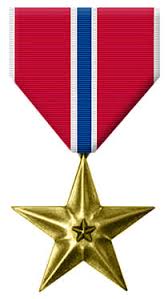 Dans un communiqué publié en décembre, l'armée américaine expliquait que l'objectif de cet exercice était de le général christopher cavoli, commandant des forces terrestres américaines en europe. Decorations Militaires Interarmees Americaines Wikiwand
