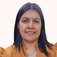 Heidi Bello's Instagram, Twitter & Facebook