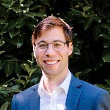 Andrew Mote's Instagram, Twitter & Facebook