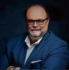 Engagez Patrick Renaud via notre agence