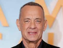 Catherine Hanks's Instagram, Twitter & Facebook