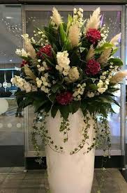 Gabungan bunga ros merah & lebeh kurang mcm hydrangea. Gubahan Bunga Meja Desainrumahid Com