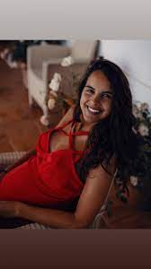 Sara matos ganhou o prémio revelação dos globos de ouro entregues pela vitória guerra e por o filipe vargas sara matos participou em. Caras Sara Matos Mostra Barriga De Gravida Enquanto Desfruta Da Piscina