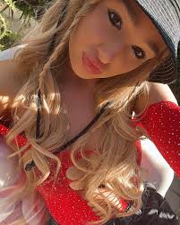 Ella McDaniel (@ella.mcdaniel) • Instagram photos and videos