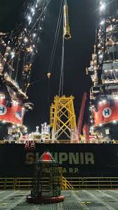 • batam electricity capacity is about 451 mw, included industrial area 15/10/2020. Gallery Heerema S Sleipnir Crane Vessel Installs